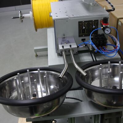 CLX-96 Αυτόματη μηχανή κοπής καλωδίων οπτικών ινών με ταχύτητα 1,6-2,1m/S για καλώδια κοπής 0,9MM-6MM και επαφή με το άγγιγμα