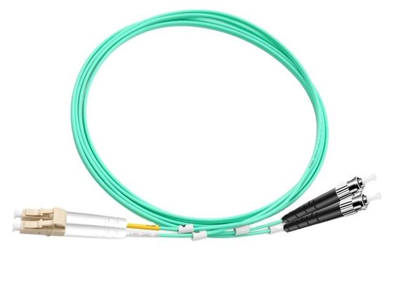 πολλαπλού τρόπου διπλή οπτική ίνα ST 2.0mm 2m στη χαμηλή απώλεια εισαγωγής σκοινιού OM3 μπαλωμάτων Lc